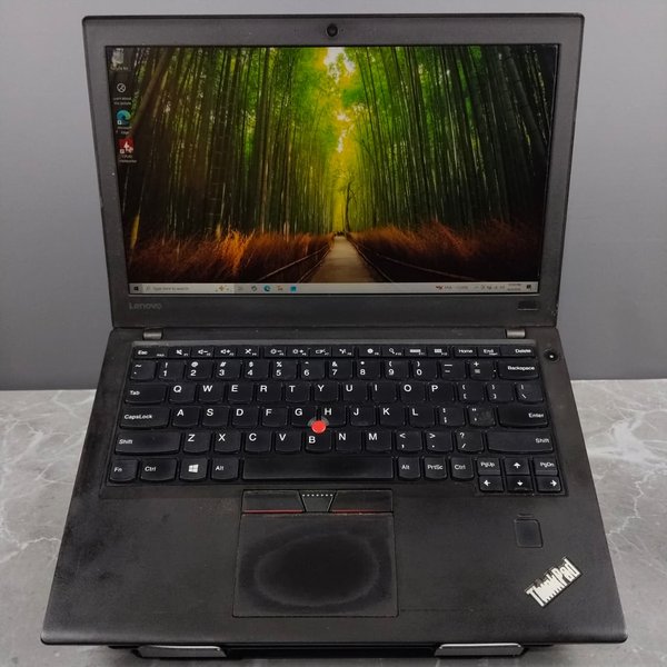 Lenovo ThinkPad X270 